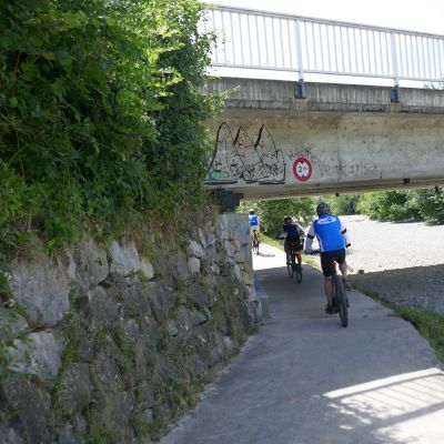 017 Die Töss ist versickert